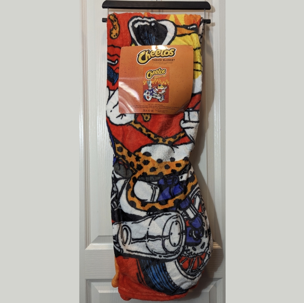 🆕Chester Cheetah Flamin' Hot Cheetos Throw Blanket 🔥 Cheetos